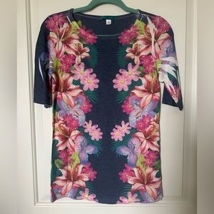 Piperlime Floral Top